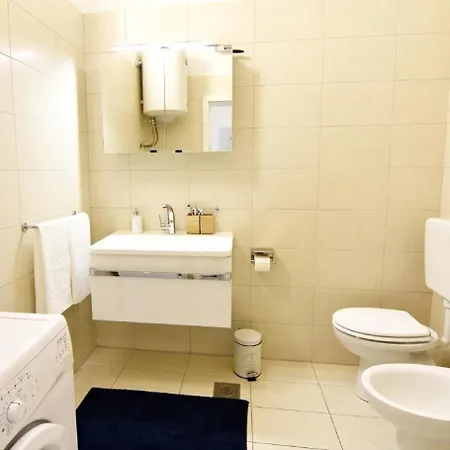 Klimatisierte In Mit Grill Apartman *